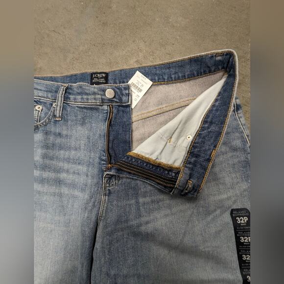 ·J Crew Relaxed Boyfriend Jeans, 32p - Picture 4 of 13
